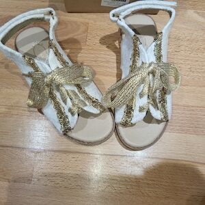 Nwt Toddler Girls Size 11  Joyfolie Tessa Lace Up White & Gold  Sandals Shoes